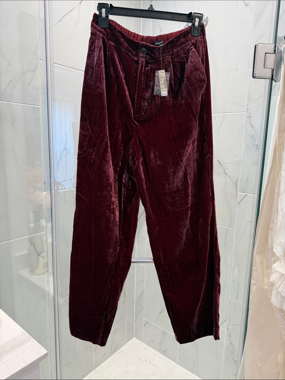 Womens Velvet Relaxed Trousers in Burgundy S - NWT